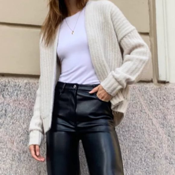 ARITZIA WOOL CARDIGAN - Picture 1 of 4